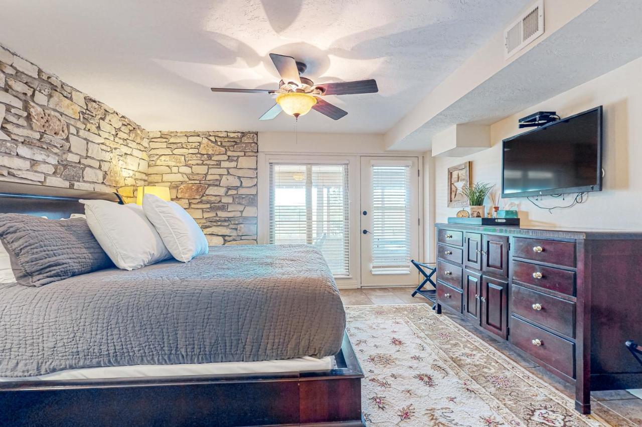 Grand River Retreat Wimberley Eksteriør bilde
